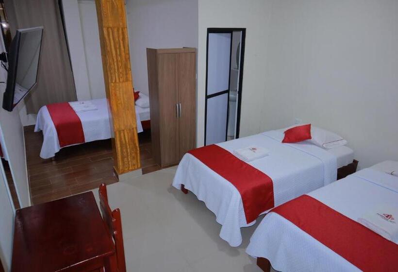 חדר משפחתי דלוקס, Real Tarapoto