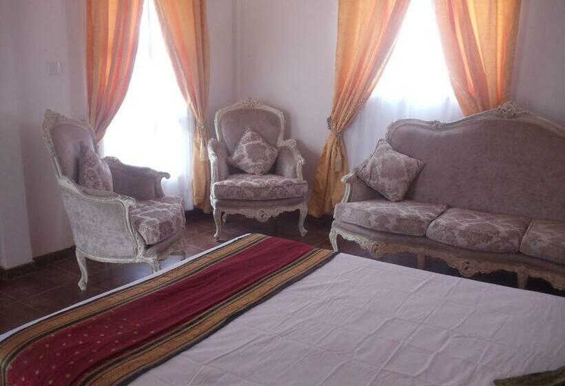 Номер Deluxe, Sea Bay Resort