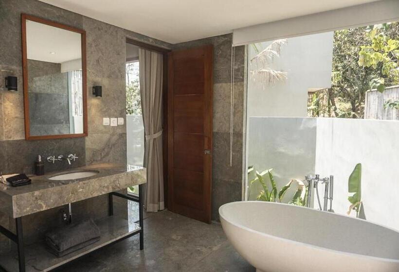Вилла с 1 спальней и бассейном, Sanglung Villas & Suites