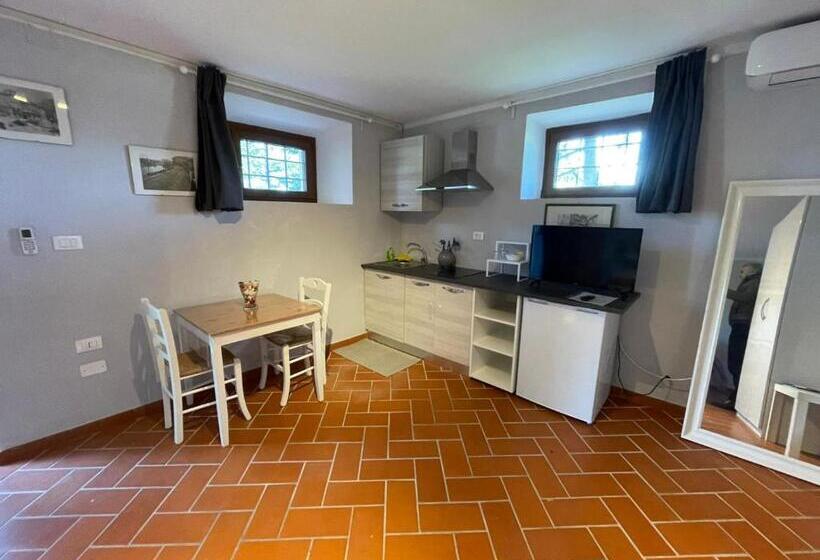 اتاق لوکس, B&b La Foresteria