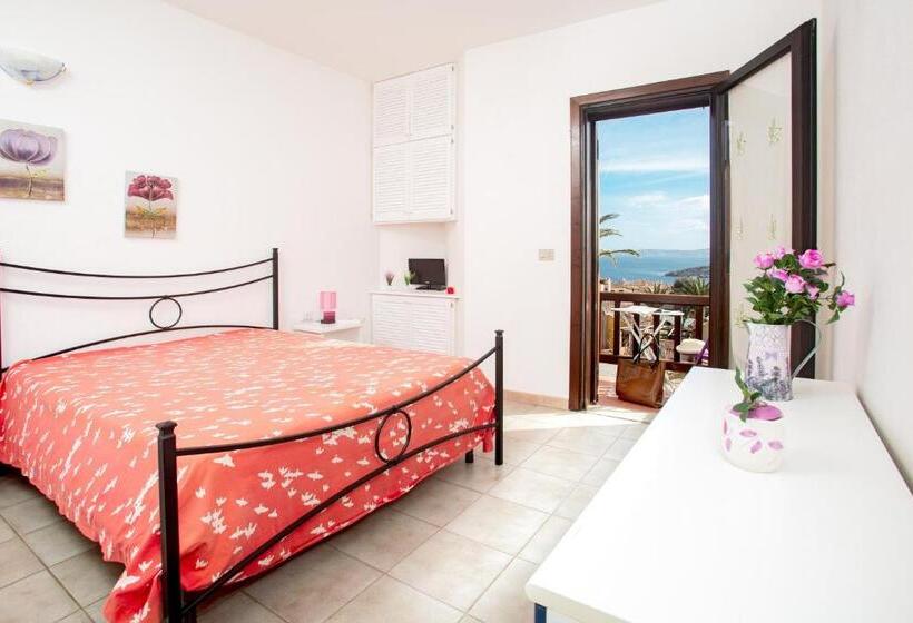 Студия Стандарт Вид на Море, Residence La Marmorata