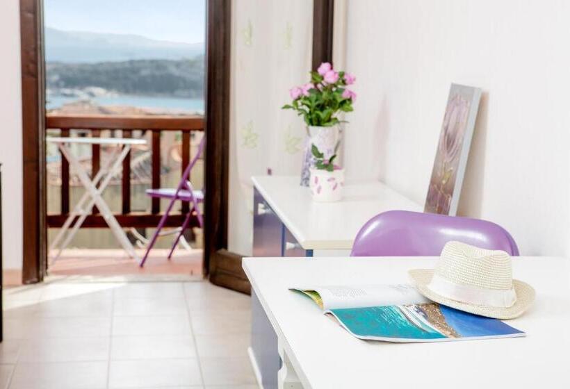 Студия Стандарт Вид на Море, Residence La Marmorata