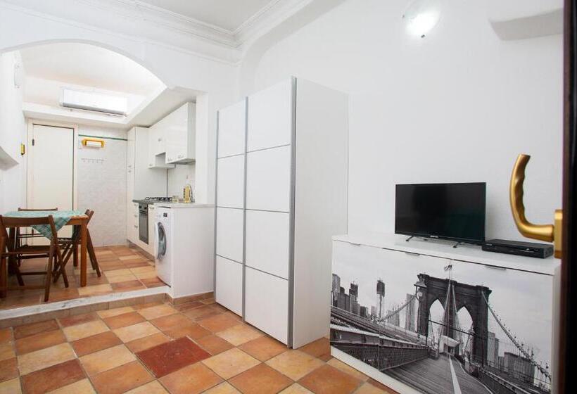 Студия Стандарт, Residence La Marmorata