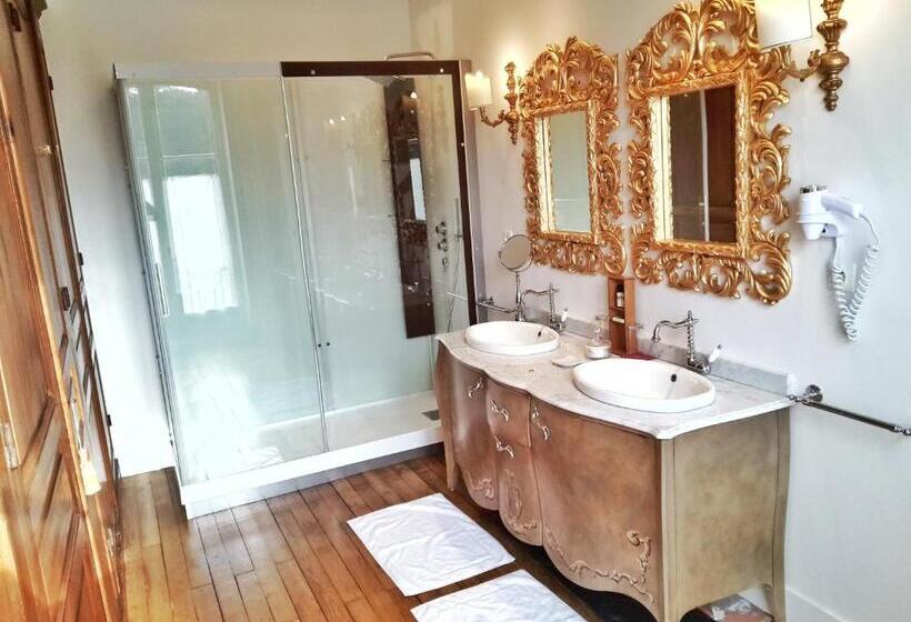 Номер Deluxe, Chateau De Chantore