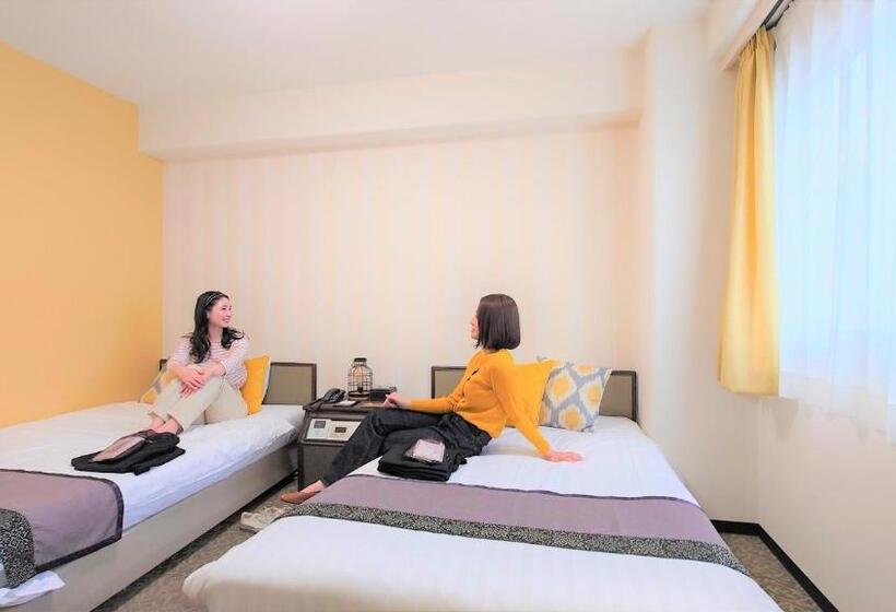 Номер Стандарт Трехместный, Areaone Oita