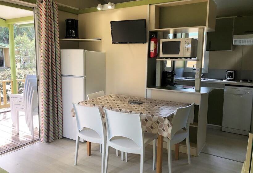 Шале 1 Спальня, Camping La Pinede