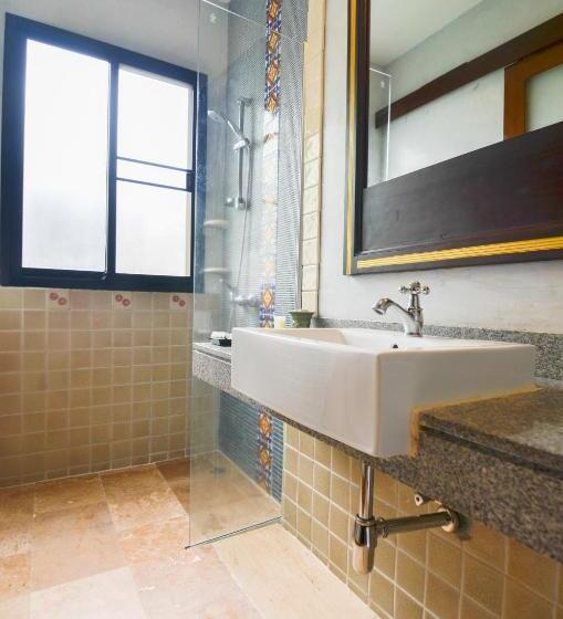 ویلای لوکس 1 خوابه, Cocoville Phuket   Sha Plus