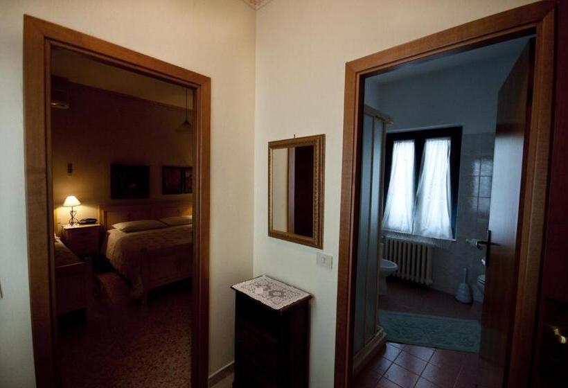 Номер Стандарт, La Villa
