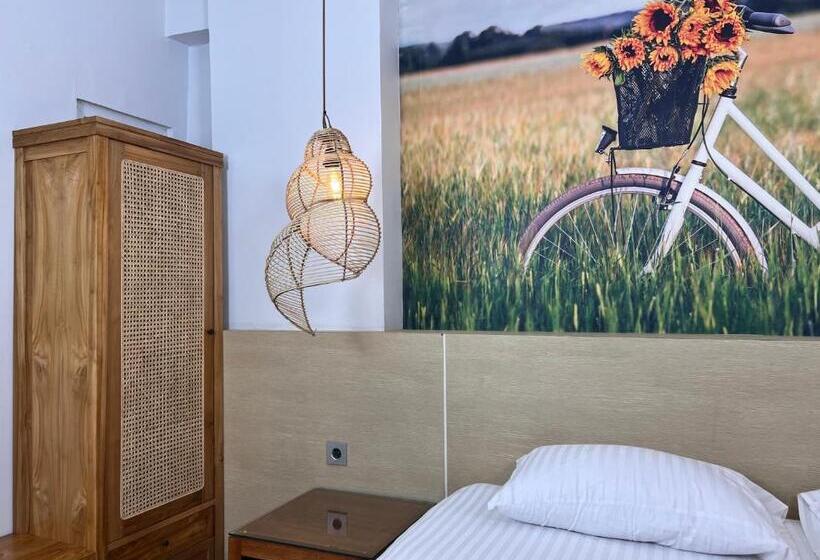 Президентский Люкс, Fastrooms Bekasi