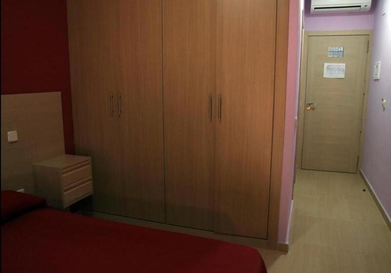 Номер Стандарт, Hostal Parador De Los Galanes