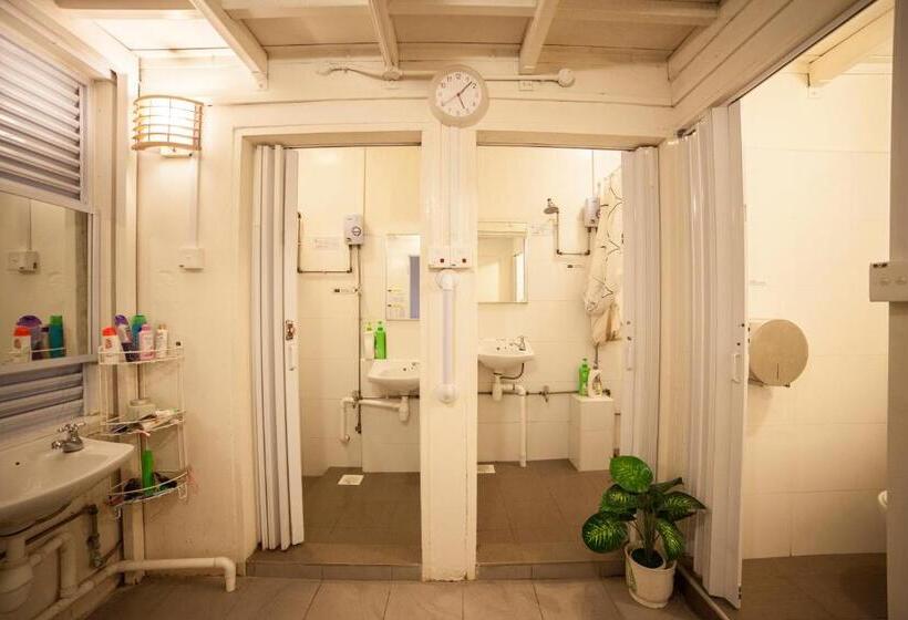اتاق استاندارد یک تخته با سرویس بهداشتی مشترک, Blanc Inn   Hostel
