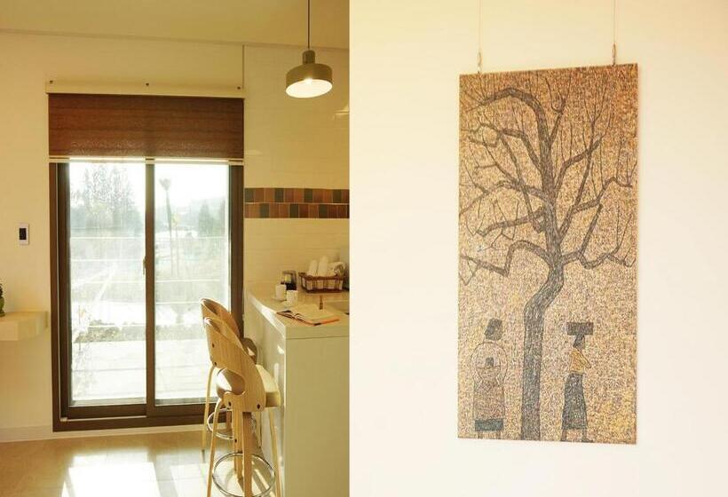 디럭스 룸, Donnaekohill Resort