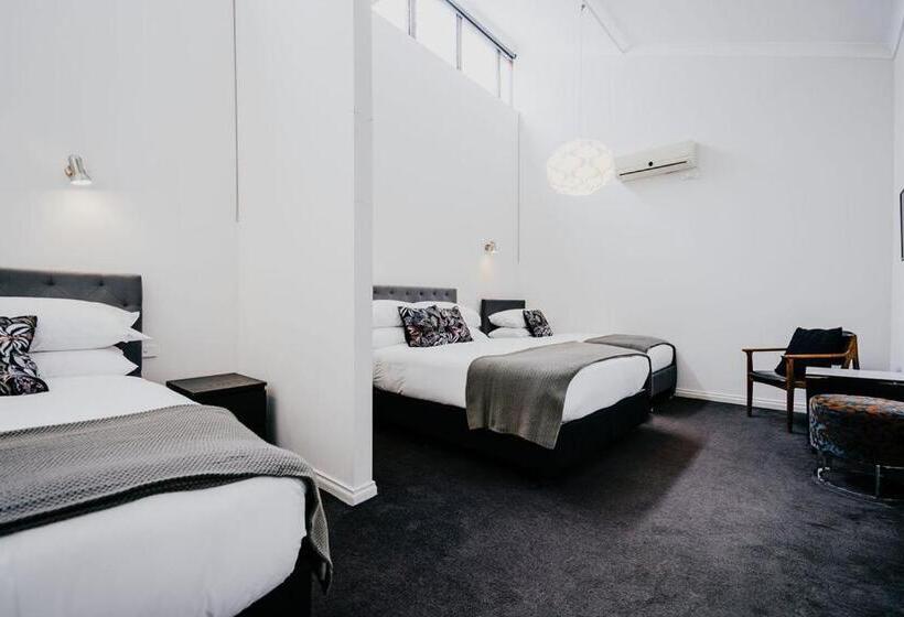 Family Suite, Albert Hotel Daylesford