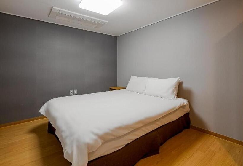 Люкс Повышенной Комфортности, Pampas Hotel Jeju