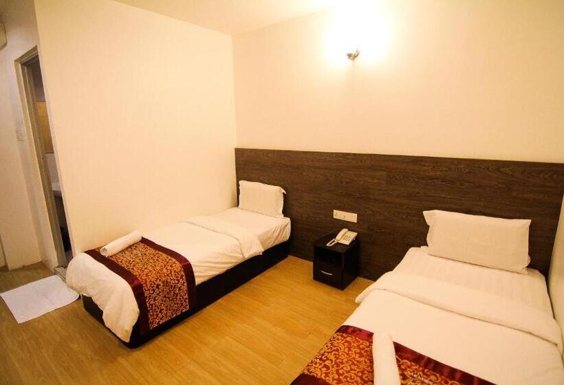 Номер Deluxe, Rasah Seremban