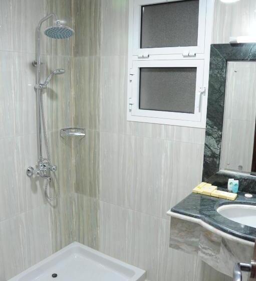 اتاق خانوادگی, Pioneer Hotel Apartments Muscat
