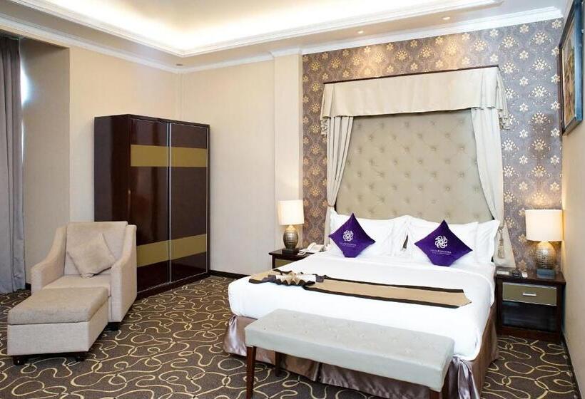 Suite Executivă, Adhiwangsa