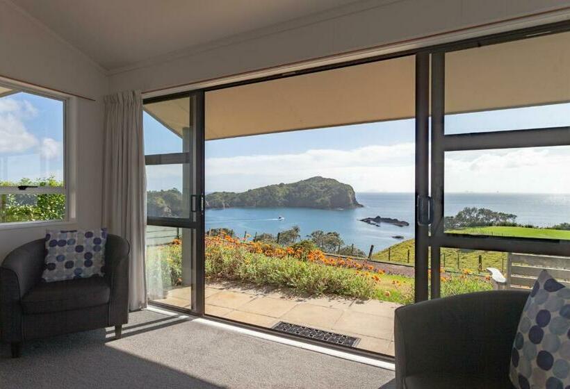 2 Bedroom Premium Apartment Sea View, Pacific Rendezvous Resort
