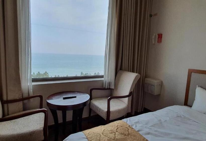 Номер Deluxe, Gyungpo Beach
