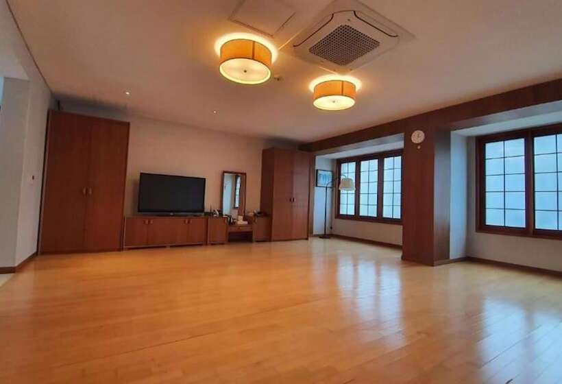 Номер Deluxe, Gyungpo Beach