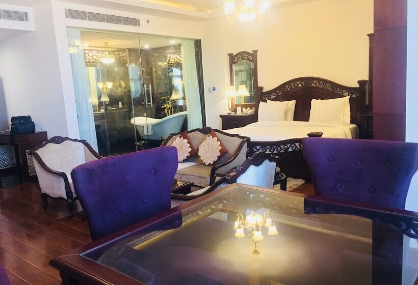 سوییت لوکس, Ramada Plaza By Wyndham Chandigarh Zirakpur