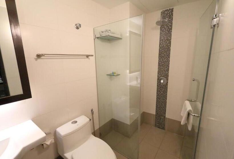 带大床的豪华间, The Guest Hotel & Spa