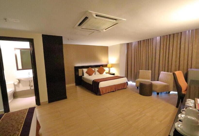 家庭间, The Guest Hotel & Spa