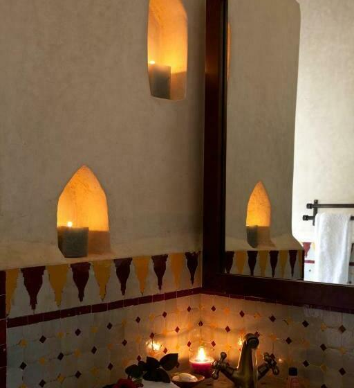 Номер Стандарт, Kasbah Illy