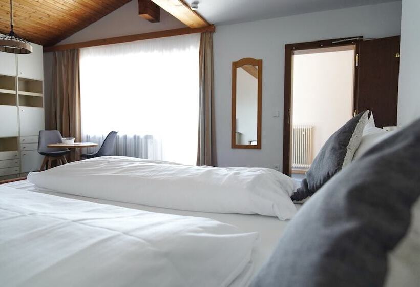 Семейный Номер, Villa Bello