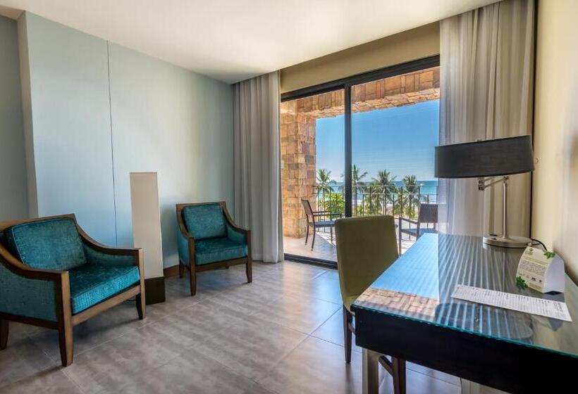 اتاق لوکس با بالکن و چشم‌انداز دریا, Croc S Resort & Casino
