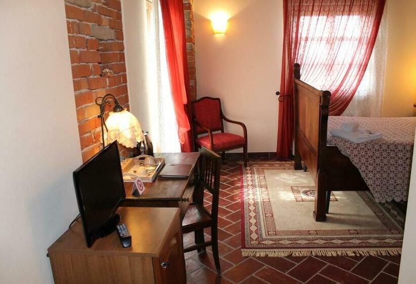 Номер Стандарт, Il Palazzetto