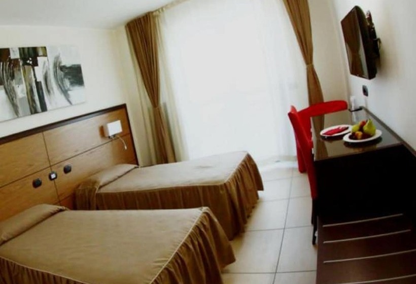 Номер Стандарт с Балконом, Novarello Resort & Spa