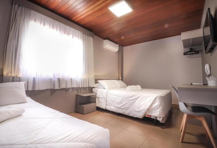 家庭间, Pousada Solar Viena