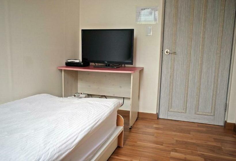 스탠다드 싱글 룸 공동욕실, Yakorea Hostel Gangnam