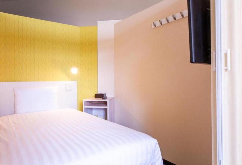 Capsule, Kuretake Inn Gotemba Inter Gold Cabin