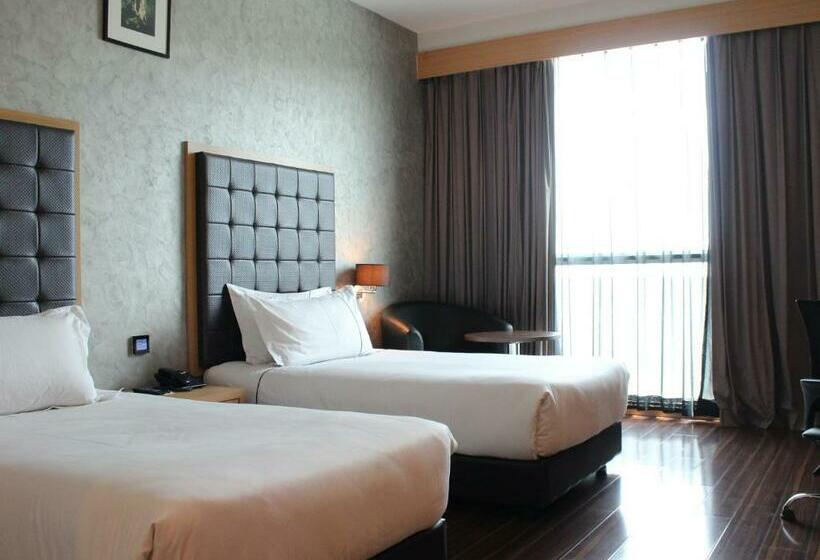 高级大房间, Symphony Suites