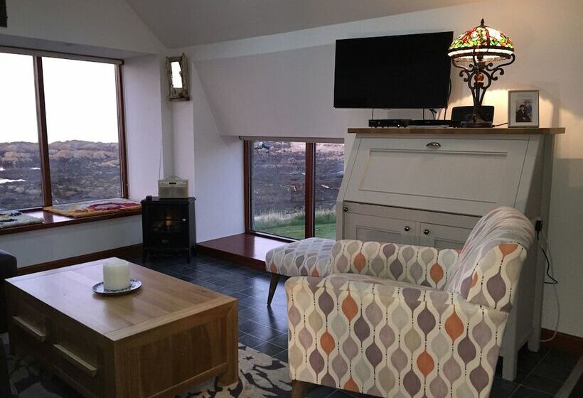 Дом 1 Спальня, Pew With A View  Seafront Cottages