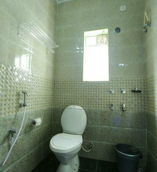 חדר דלוקס, Season 4 Residences  Thiruvanmiyur Near Tidel Park Apollo Proton Cancer Center And Iit Madras Resear