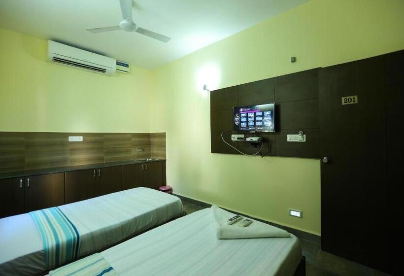 חדר דלוקס, Season 4 Residences  Thiruvanmiyur Near Tidel Park Apollo Proton Cancer Center And Iit Madras Resear