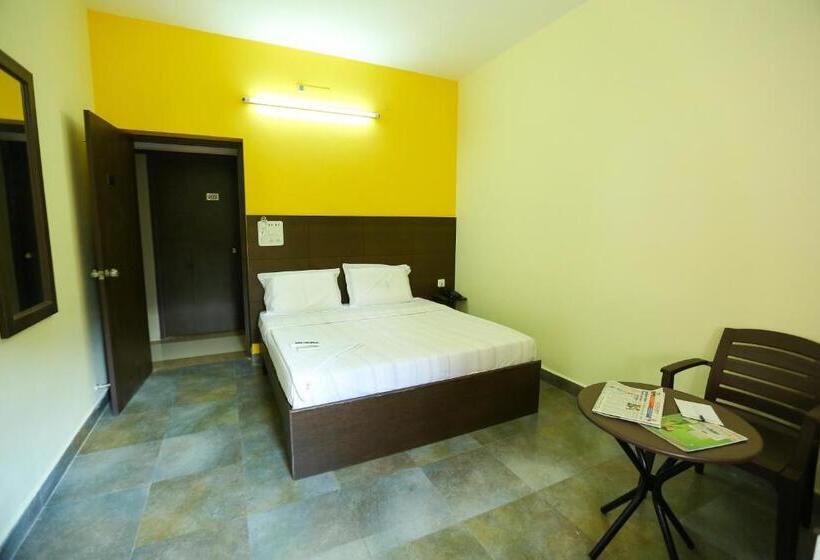 חדר דלוקס, Season 4 Residences  Thiruvanmiyur Near Tidel Park Apollo Proton Cancer Center And Iit Madras Resear