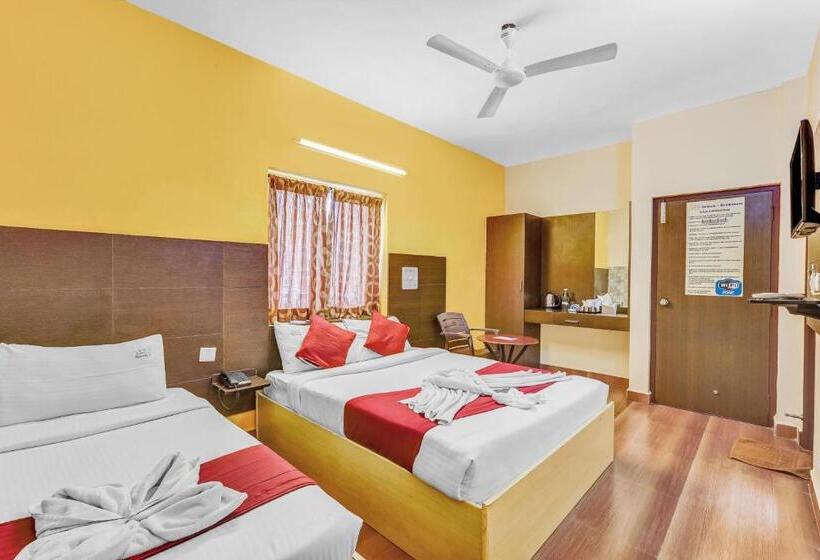 חדר משפחתי דלוקס, Season 4 Residences  Thiruvanmiyur Near Tidel Park Apollo Proton Cancer Center And Iit Madras Resear