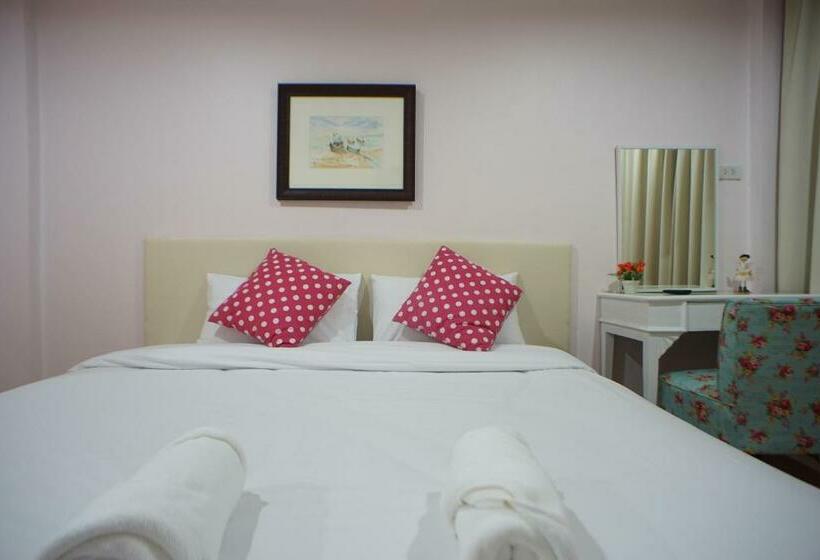 חדר סטנדרט, The Grace House Chiangmai   Hostel