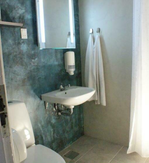 Четырехместный Номер Стандарт, Family Rooms With Ensuite Bathrooms