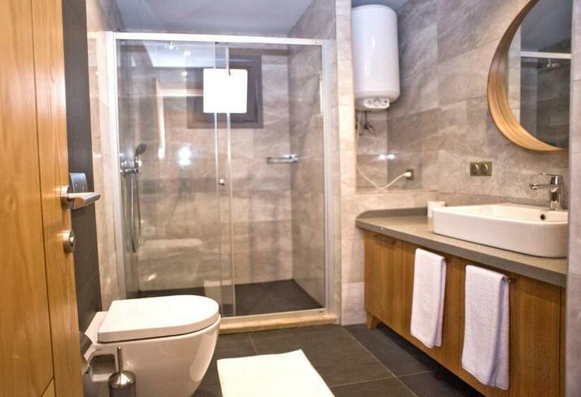Номер Deluxe Вид на Море, Degirmenburnu Residence