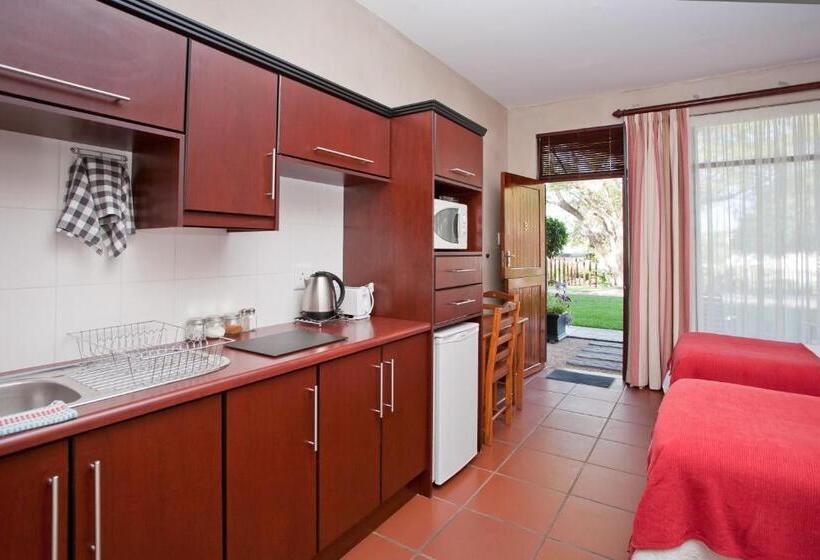 Номер Стандарт, Miles B&b Guest House