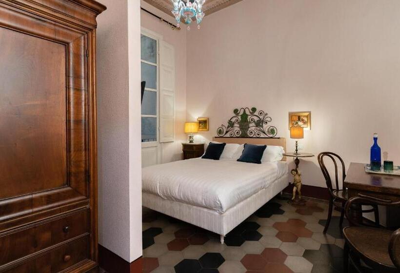 غرفة قياسية سرير كينج, Bellezza Suites