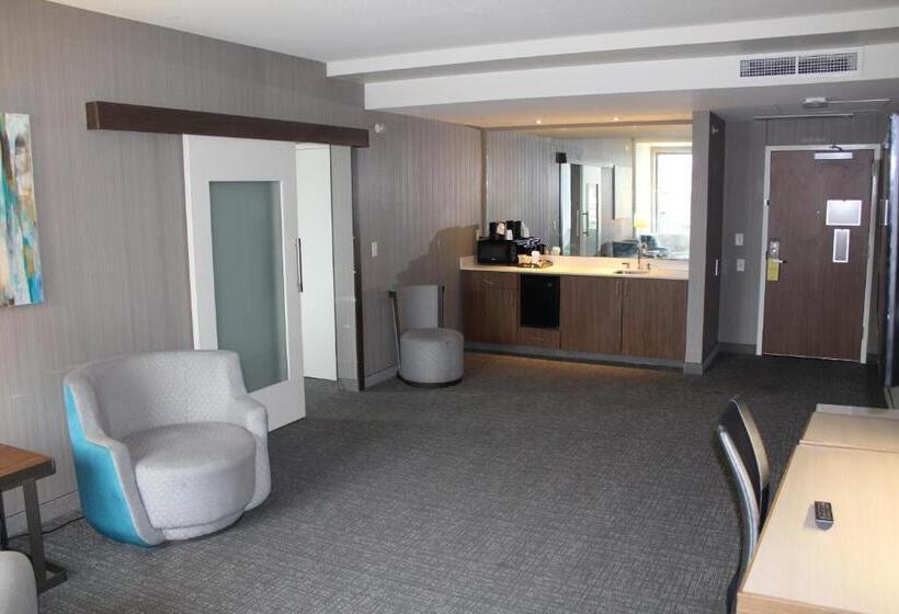 Люкс, Courtyard By Marriott Muncie At Horizon Convention Center