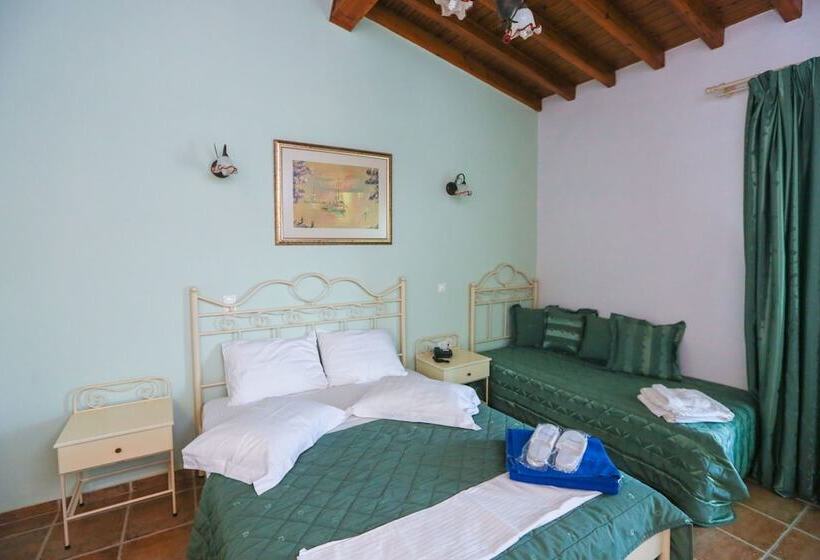 스탠다드 스튜디오, Skiathos Island Suites