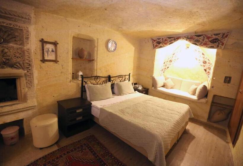 Номер Стандарт, Antik Cave House