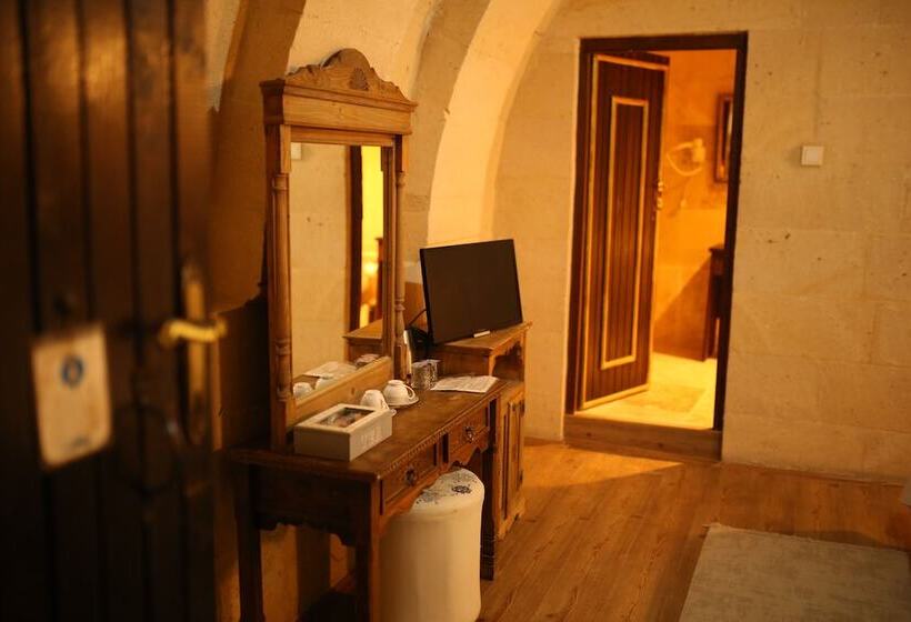 Номер Стандарт, Antik Cave House
